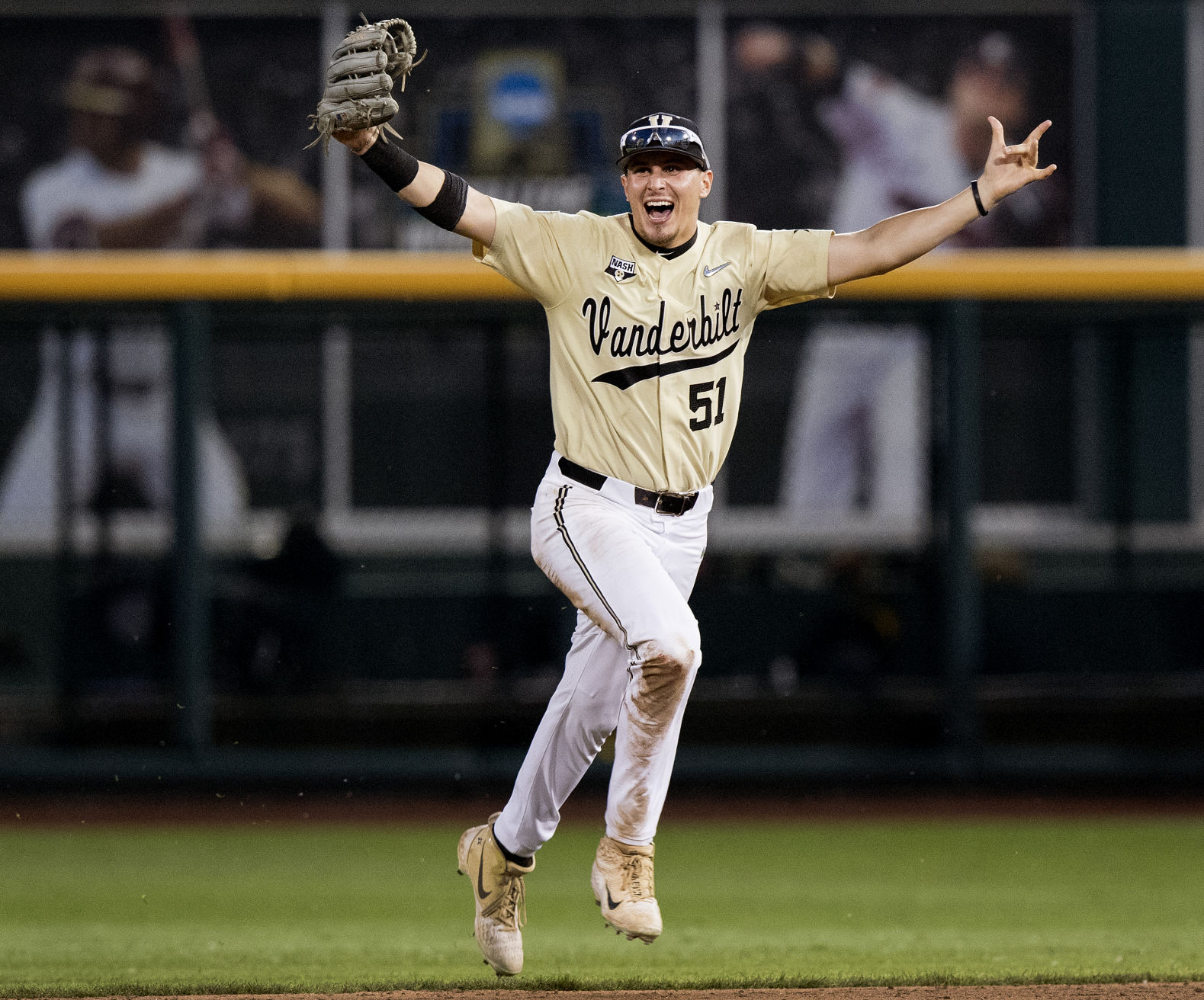 College World Series Championship, 6.26